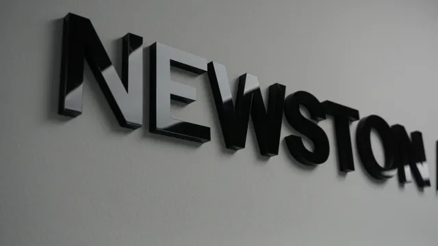 Newston sign