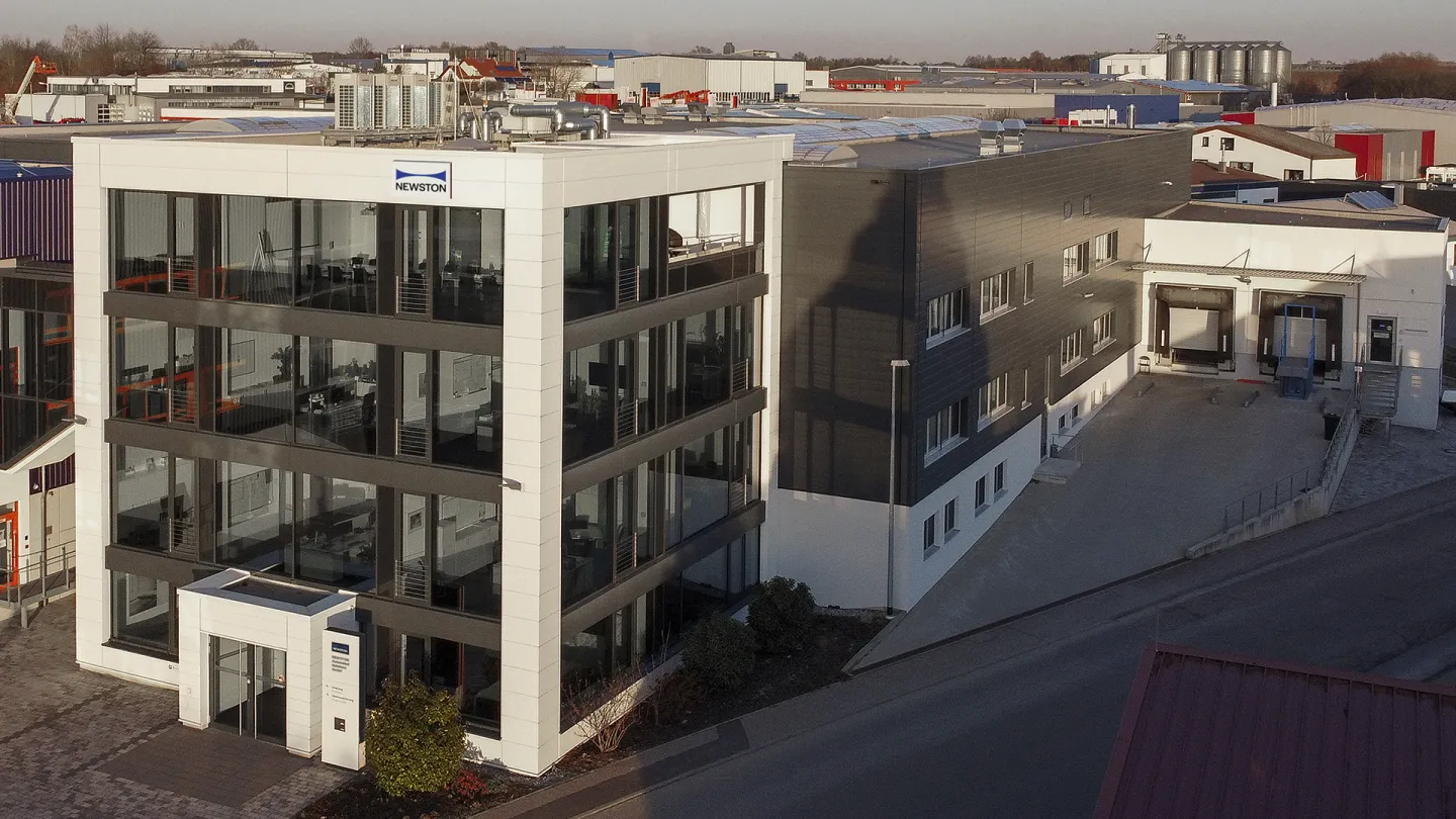 Newston Headquarter 